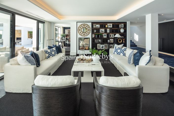 Image No.17-5 Bed Villa for sale