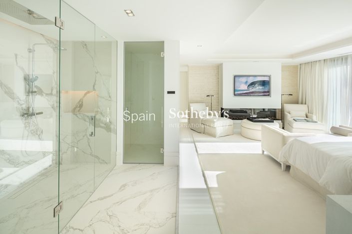 Image No.23-5 Bed Villa for sale