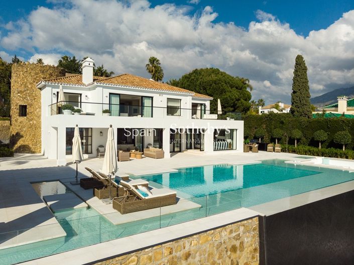 Image No.5-5 Bed Villa for sale