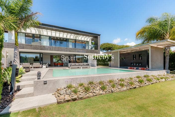 Image No.2-Villa de 4 chambres à vendre à Marbella