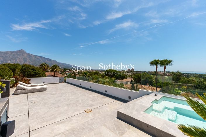 Image No.6-4 Bed Villa for sale