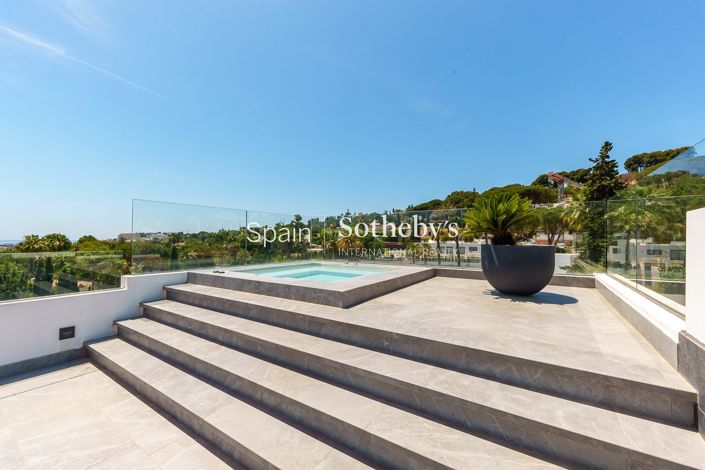 Image No.7-4 Bed Villa for sale