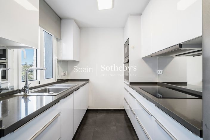 Image No.14-3 Bed Penthouse for sale