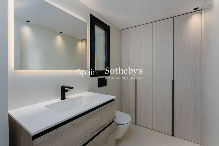 Image No.16-4 Bed Villa for sale