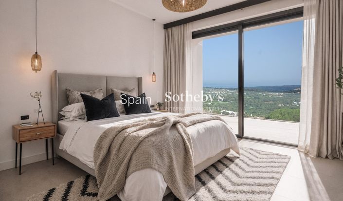 Image No.6-4 Bed Villa for sale