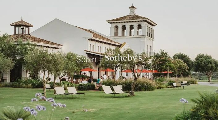 Image No.8-4 Bed Villa for sale