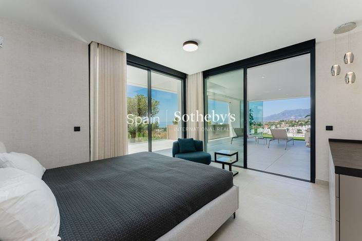 Image No.16-3 Bed Flat for sale