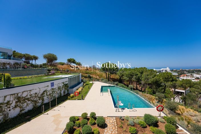 Image No.27-4 Bed Flat for sale