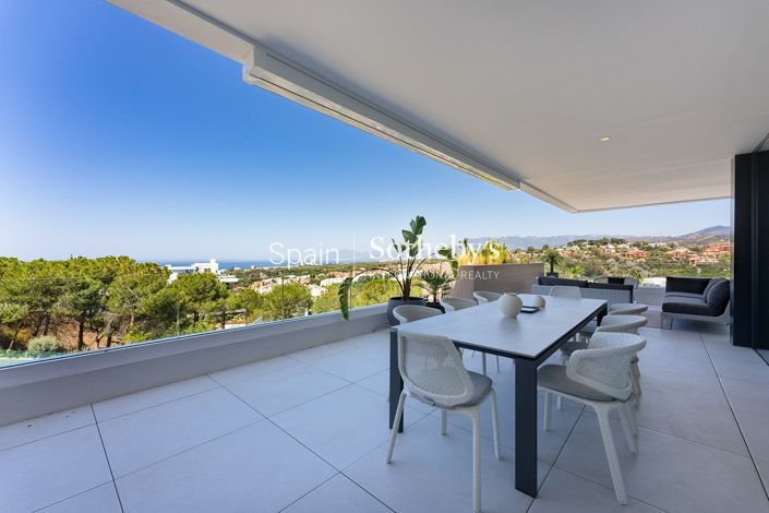 Image No.6-4 Bed Flat for sale