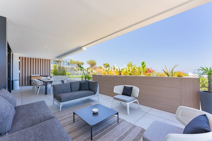 Image No.7-4 Bed Flat for sale
