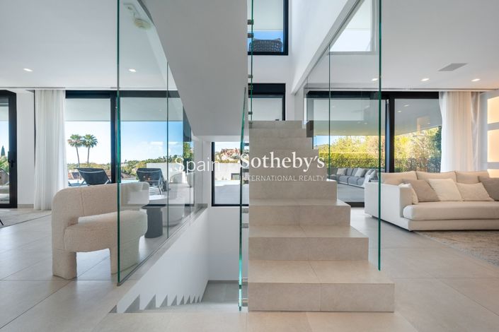 Image No.16-5 Bed Villa for sale