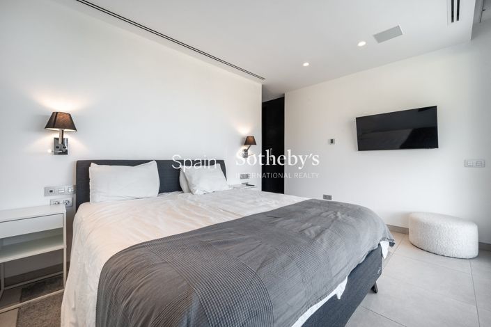 Image No.19-5 Bed Villa for sale