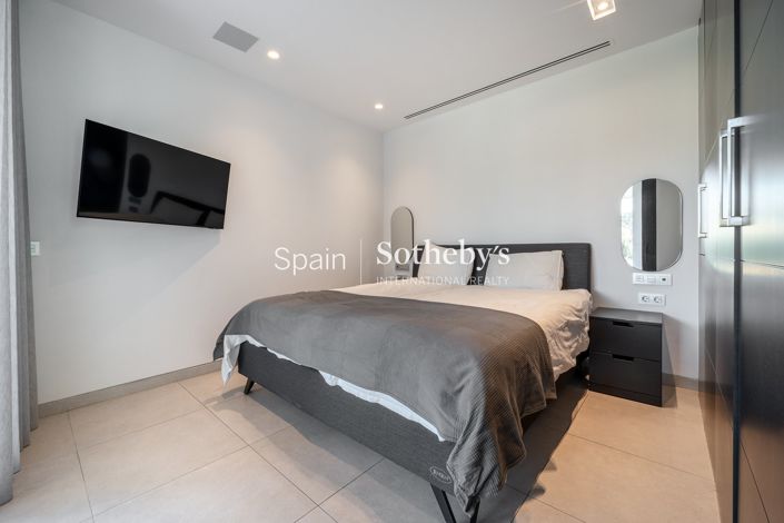 Image No.29-5 Bed Villa for sale