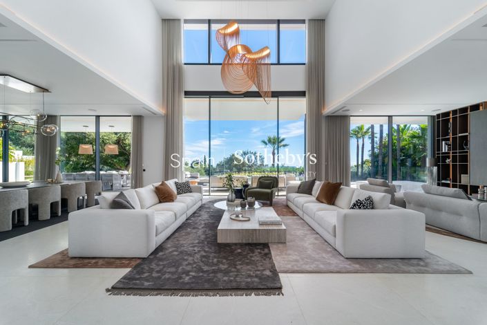 Image No.17-6 Bed Villa for sale