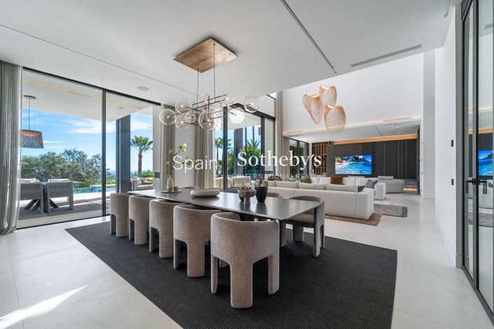 Image No.21-6 Bed Villa for sale