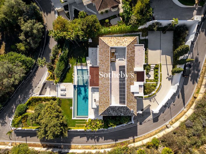 Image No.3-6 Bed Villa for sale