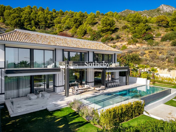 Image No.4-6 Bed Villa for sale