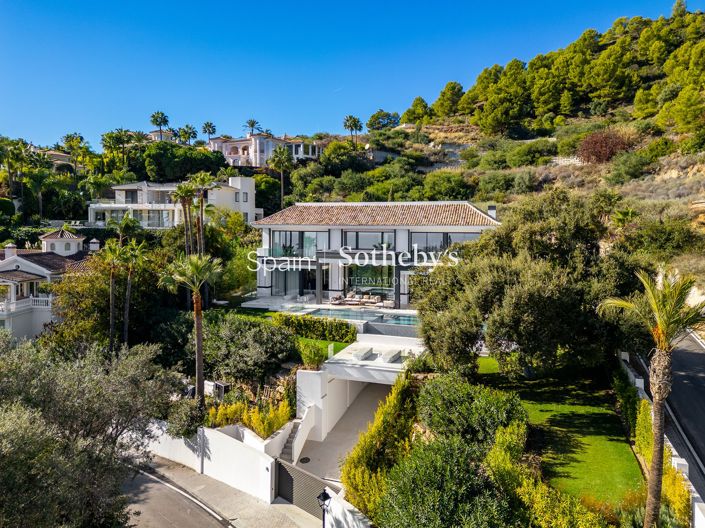 Image No.6-6 Bed Villa for sale