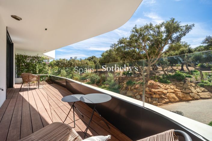 Image No.23-2 Bed Flat for sale