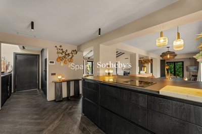 img3254436b6e013c-1550-4c5c-bf11-d040a89e08df