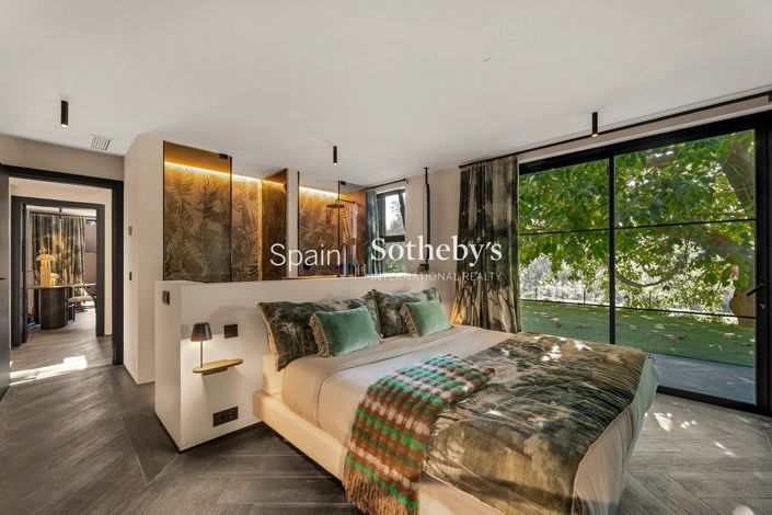 Image No.17-4 Bed Villa for sale