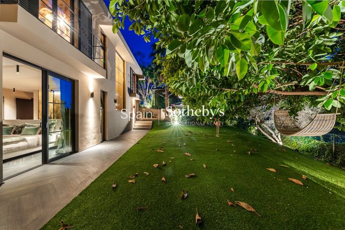 Image No.28-4 Bed Villa for sale