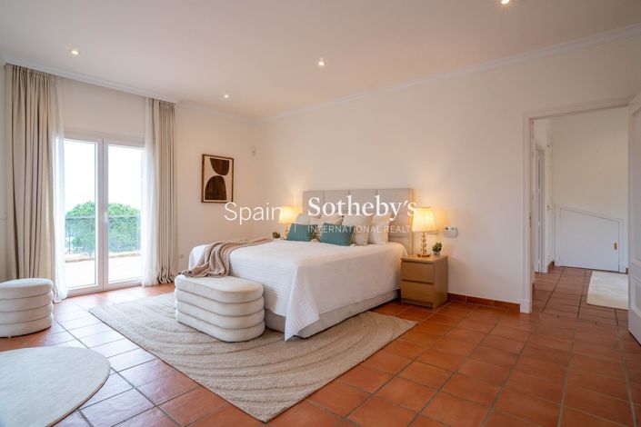 Image No.22-3 Bed Villa for sale