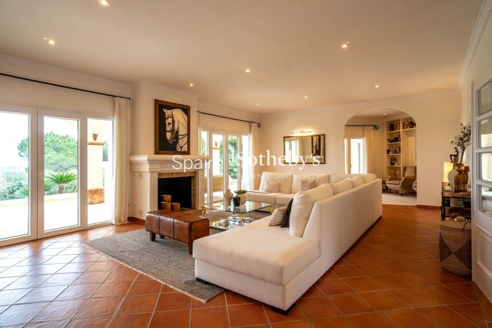 Image No.4-3 Bed Villa for sale