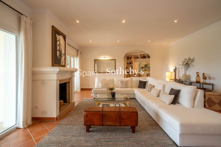 Image No.5-3 Bed Villa for sale