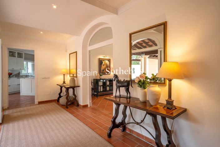 Image No.9-3 Bed Villa for sale