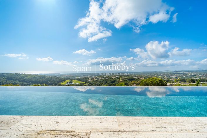 Image No.2-7 Bed Villa for sale