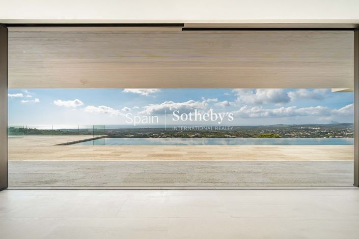 Image No.5-7 Bed Villa for sale