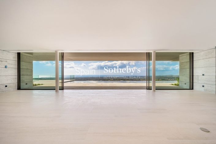 Image No.6-7 Bed Villa for sale