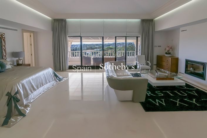 Image No.19-5 Bed Villa for sale