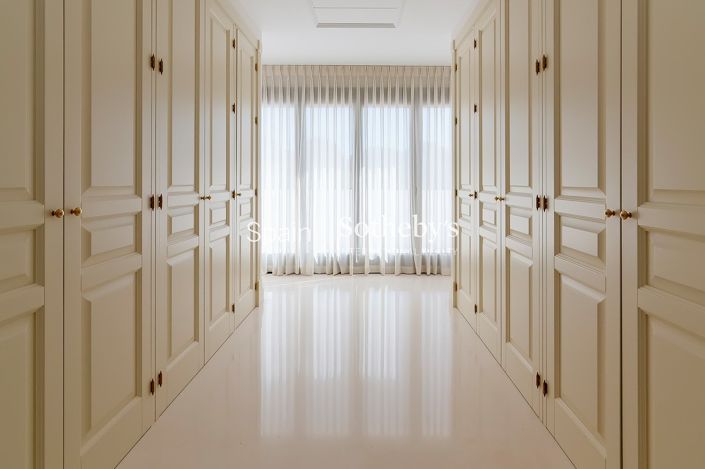 Image No.20-5 Bed Villa for sale