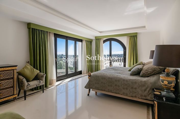 Image No.25-5 Bed Villa for sale