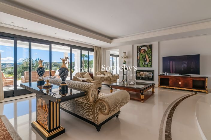 Image No.6-5 Bed Villa for sale