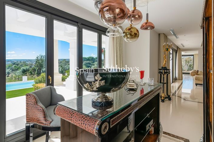 Image No.7-5 Bed Villa for sale