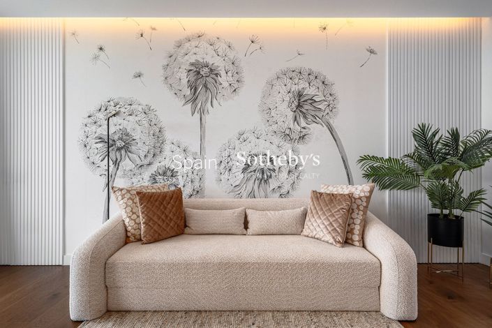 Image No.19-6 Bed Villa for sale