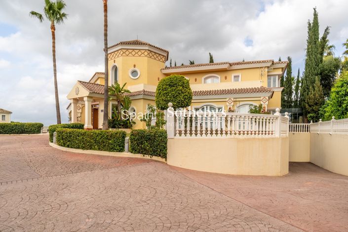 Image No.4-5 Bed Villa for sale