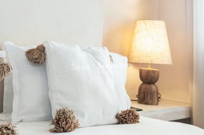 img3255602038cea8-cc74-4e66-864d-6ded337435d6