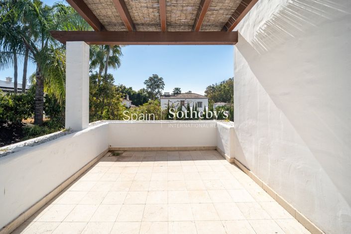 Image No.26-4 Bed Villa for sale