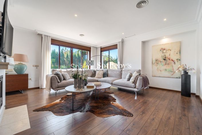 Image No.6-4 Bed Villa for sale