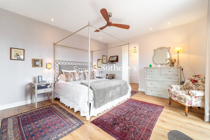 Image No.13-5 Bed Villa for sale