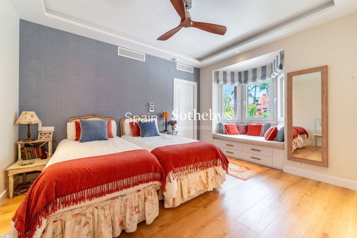 Image No.21-5 Bed Villa for sale