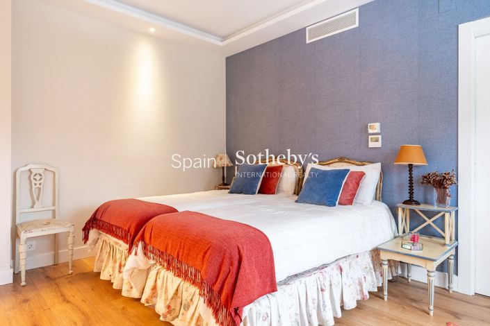 Image No.22-5 Bed Villa for sale