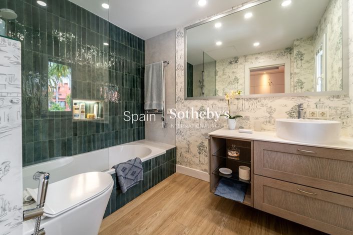 Image No.24-5 Bed Villa for sale