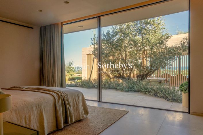 Image No.23-8 Bed Villa for sale