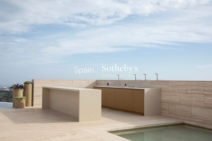 Image No.29-8 Bed Villa for sale