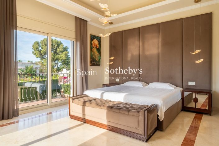 Image No.18-4 Bed Villa for sale